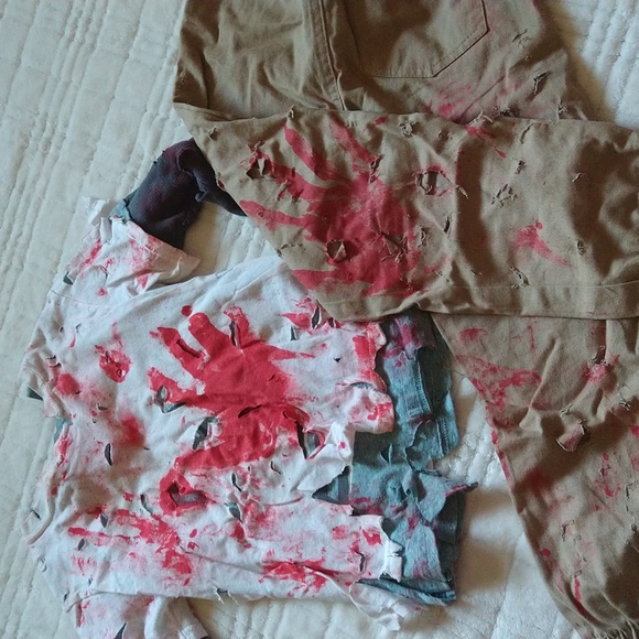 SIZE 4-5: Zombie Halloween Costume - Picture 9 of 9